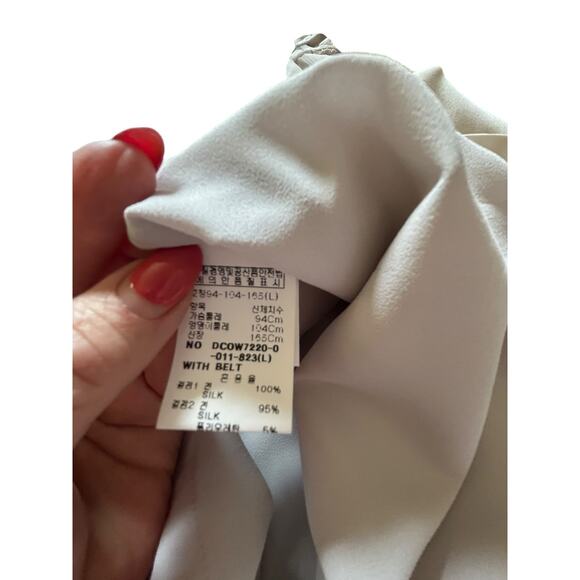 Deco Beige Silk Dress - Picture 10 of 16